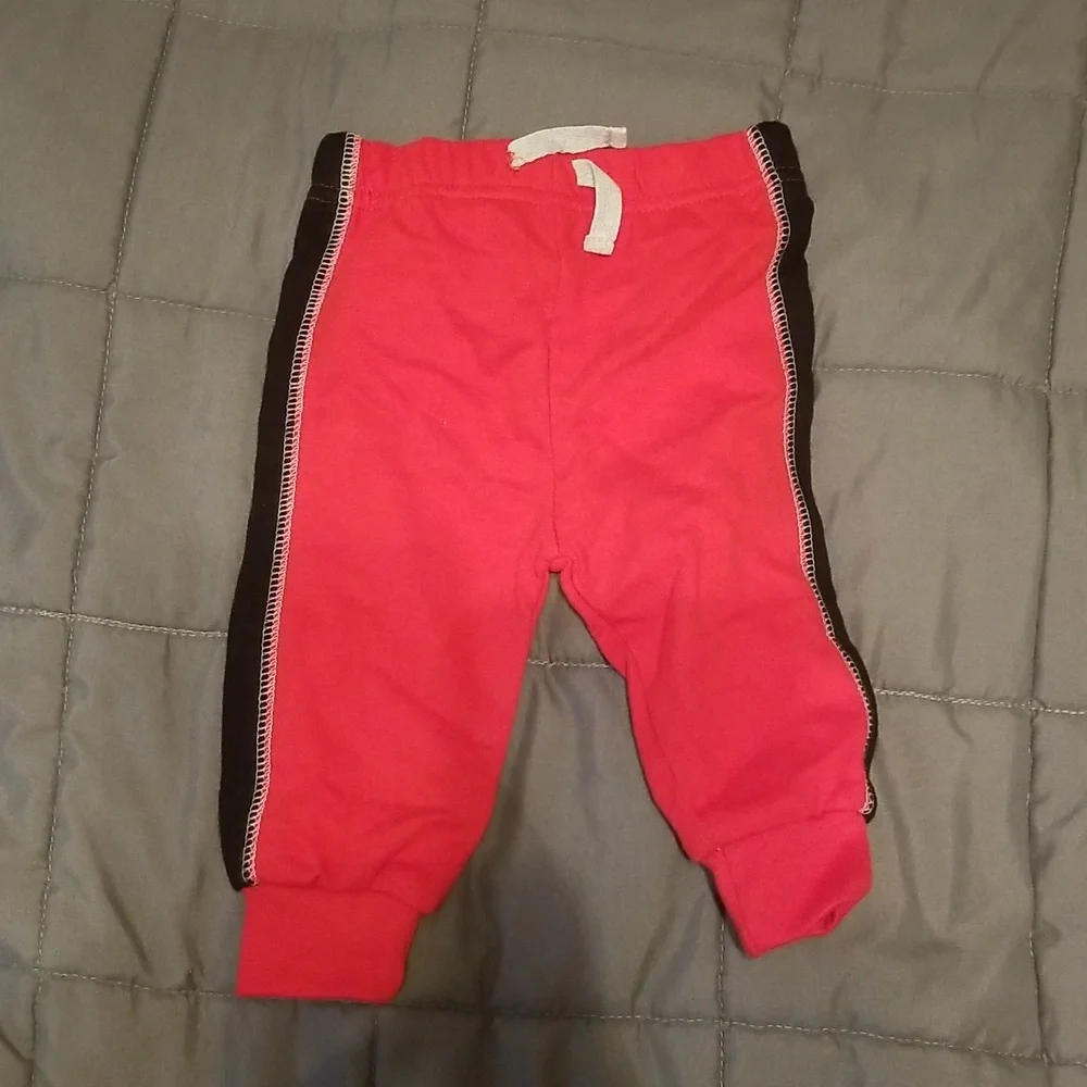 Disney Mickey Mouse Baby Boys' 2-Piece Joggers Set Outfit - Picture 4 of 4